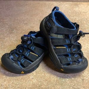 Keen Sandals 8T